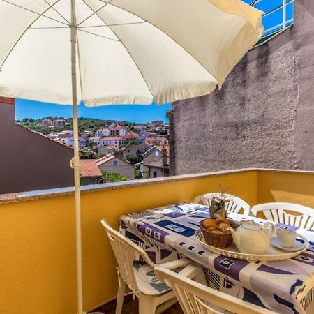 Tin 2 Apartment เวอร์บนิค ภายนอก รูปภาพ