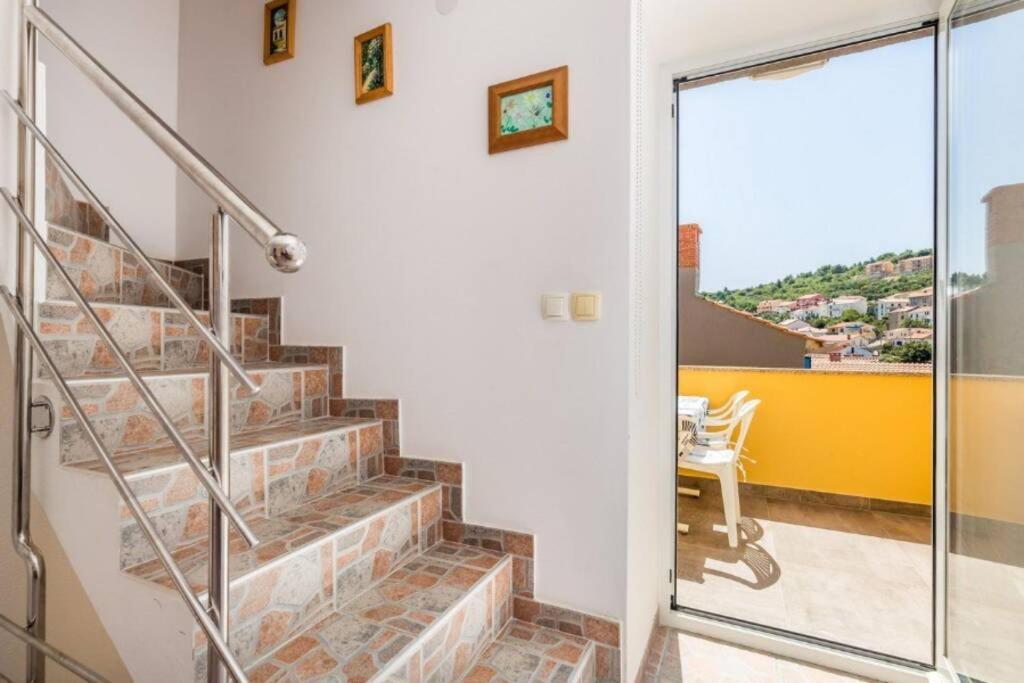 Tin 2 Apartment เวอร์บนิค ภายนอก รูปภาพ